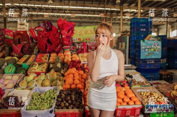 AISS爱丝(钻石版) - 索菲的滑板街头，图片里那份随意好像很懂我啊