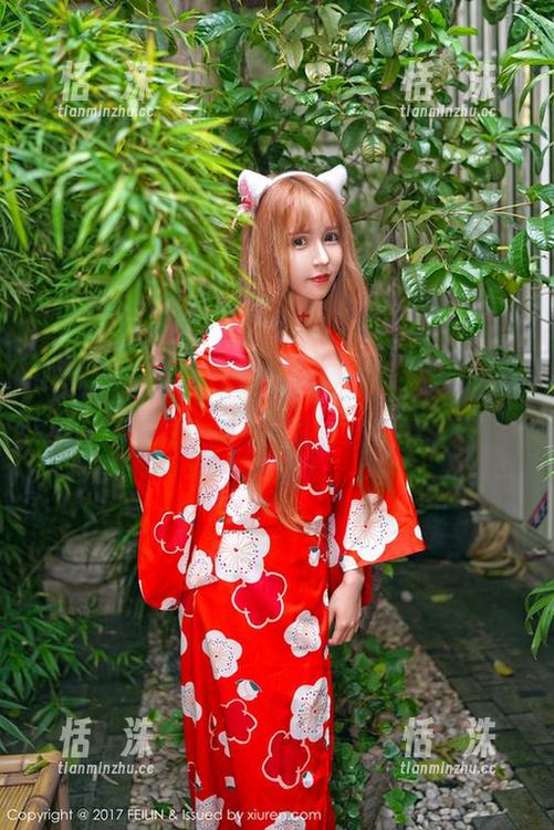 Feilin嗲囡囡 - 写真全集｜施忆佳KITTY的天台日常：风来风去，意外总在转角