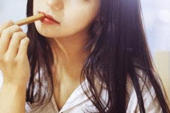 GIRLT果团网 – 网盘的黑科技，让我持续‘下载’何梦兮Stacy的裤里丝