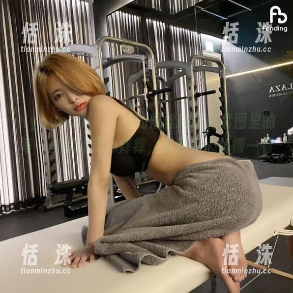 Hyoyeon(김효연)的蕾丝搭配，套图里的每一丝都让我心痒痒，资源真心值得一看！