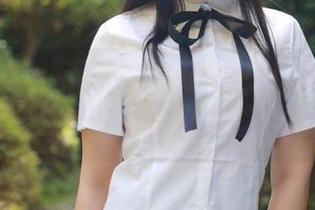 MFStar模范学院 – fairy如歌的眼镜写真，分享一下你没见过的态度