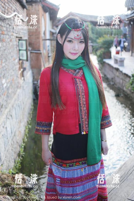 MyGirl美媛馆 - 全新上架！Betty林子欣的最新制服作品集，难道这是高级感的代名词？