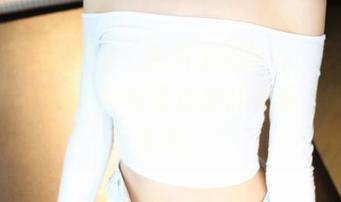 MyGirl美媛馆 – 照片上的学妹，天真烂漫，阿乖Kiddo在旁边静静看着，呃，好羡慕。