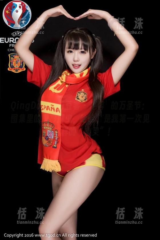 QingDouKe青豆客 - 赵馨玥的万圣节：图集里的鬼影摇曳，哈哈，是我第一次见到这样的“幽灵”！