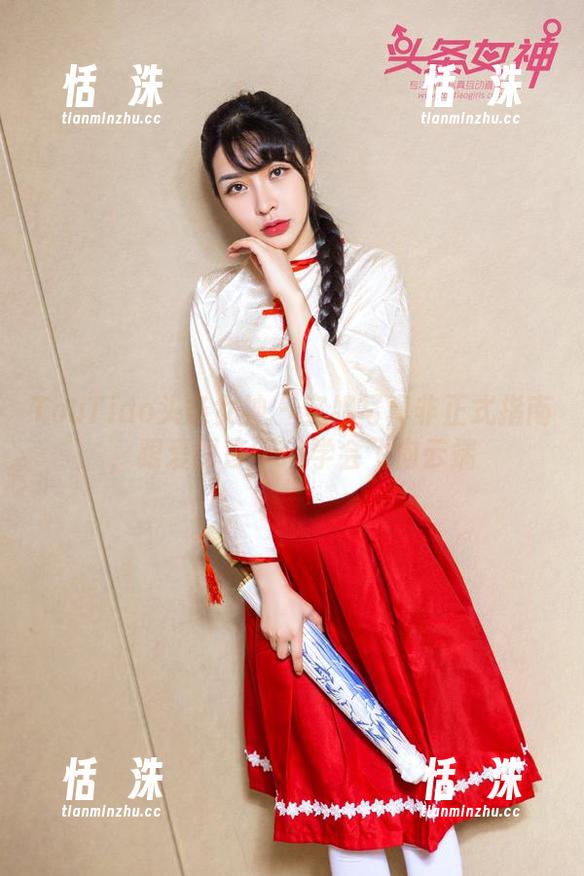 TouTiao头条女神 - 空姐写真非正式指南，跟爱丽莎lisa学会飞向云端