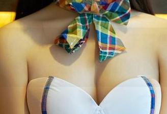 TuiGirl推女郎 – 美图不止于颜值，何何夕的连衣裙，一定能成为你的心头壁纸！