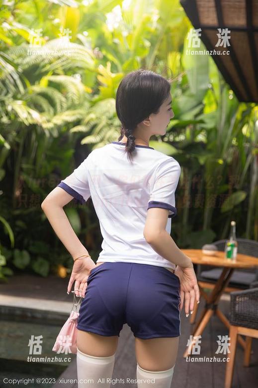 Xiuren秀人网 - 你们都在关注什么？我只想要伍晓丽Shirley双人的免费资源！
