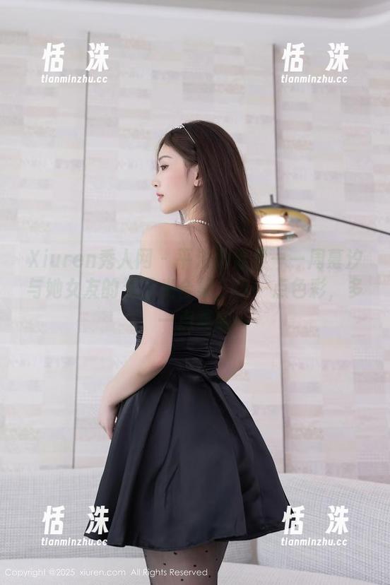 Xiuren秀人网 - 平淡而温柔——周慕汐与她女友的无圣光合集，少一点色彩，多一点真实
