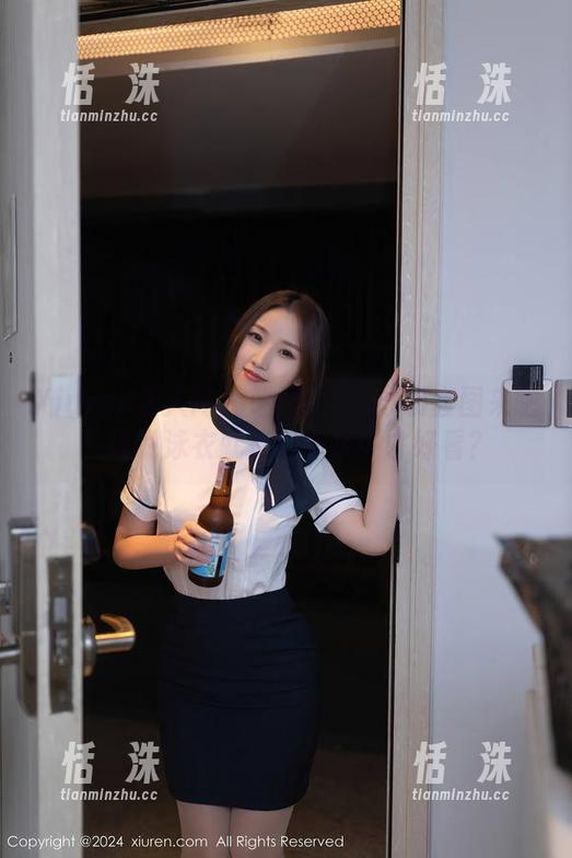 Xiuren秀人网 - 喵喵JOJO泳装套图来啦，谁说泳衣就是只有水中才好看？