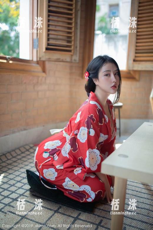 Xiuren秀人网 - 小泡芙winna写真新资源上线，人们总说她有个“秘密”，你打算尝试发掘吗？