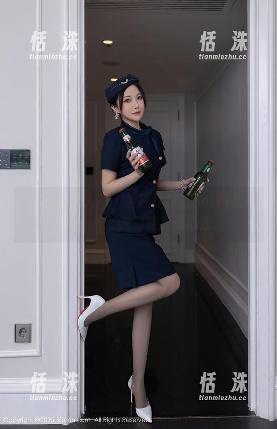 Xiuren秀人网 - 坐等徐莉芝Botty的水手服，无圣光也能撩动心弦。