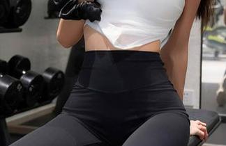 Xiuren秀人网 – 绯月樱-Chery女友全集：谁仗着好看就可以这样任性？