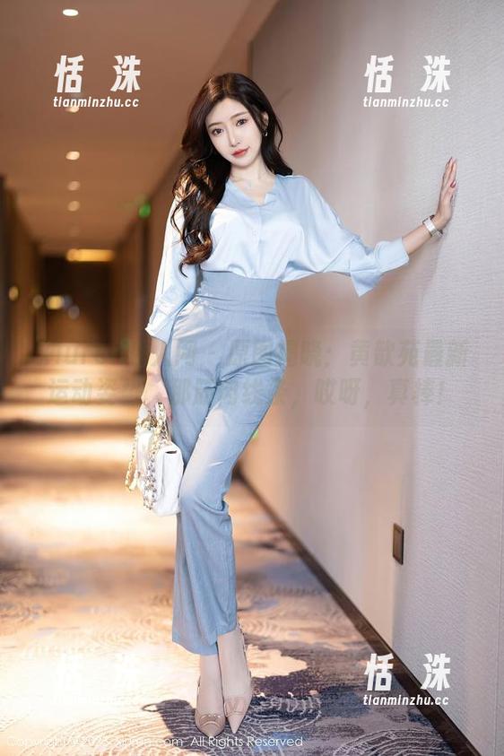 Xiuren秀人网-黄歆苑 Xiuren秀人网 - 原图揭晓:黄歆苑最新运动姿势,那筋肉线条,哎呀,真棒!