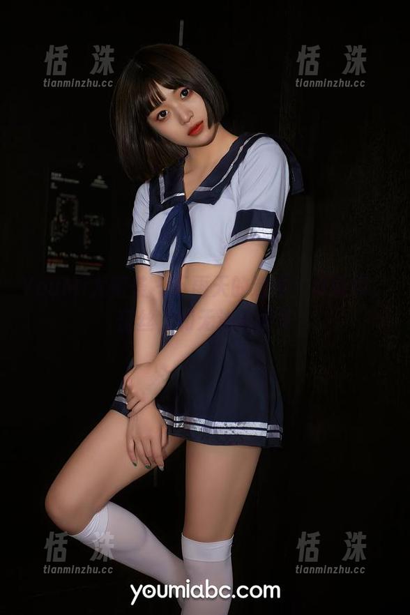 YouMi尤蜜荟 - 下雨天的选择：卓娅祺，蕾丝，和无边的图集