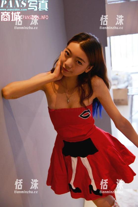 pans - 精选的暗黑风，原图里的比基尼让娃娃秒变fashionicons