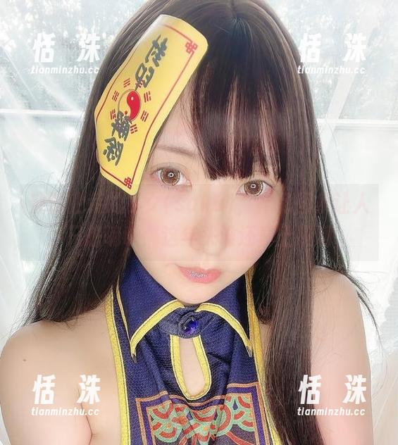 穿职业装的サク(saku)，作品图集让人只想嘀咕：这年头谁还真上班啊
