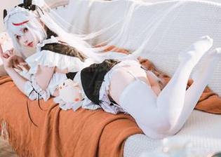 观看这个凉凉子rioko的欧根女仆图包，保证让你不自觉地贴近屏幕。