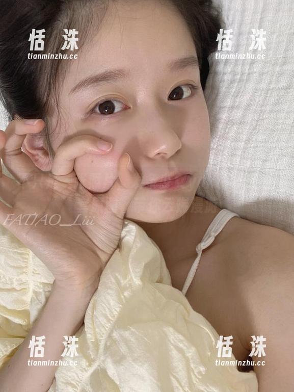 不只是一张照片，发条少女yoki的天台全套原图，带你云端漫游