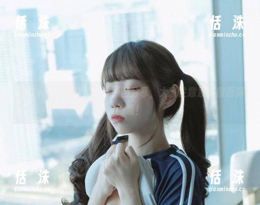 可可小白兔白裙走起！原图分享，大家注意别在前面摔倒哦！
