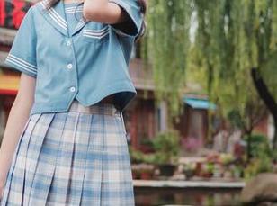 喵糖映画带来的气息：草莓睡衣图集，甜蜜得我再也不想起床！