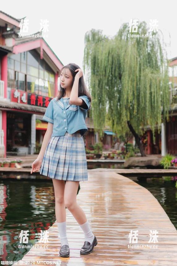 喵糖映画带来的气息：草莓睡衣图集，甜蜜得我再也不想起床！