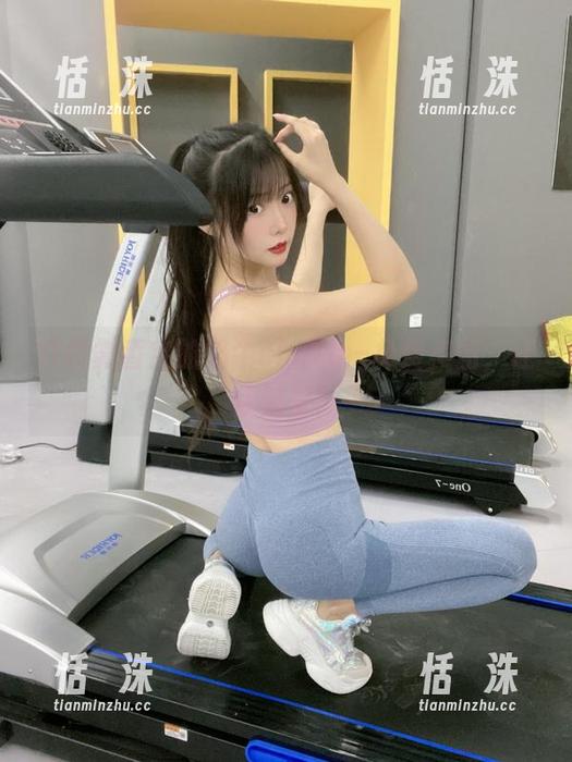坏露露香宝的奶牛charm–免费美图，让你惊呆！