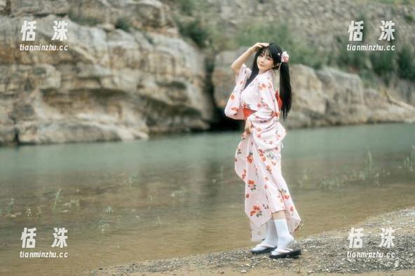 失眠小宁的巫女图片合集，谁说纯洁就不能顽皮？