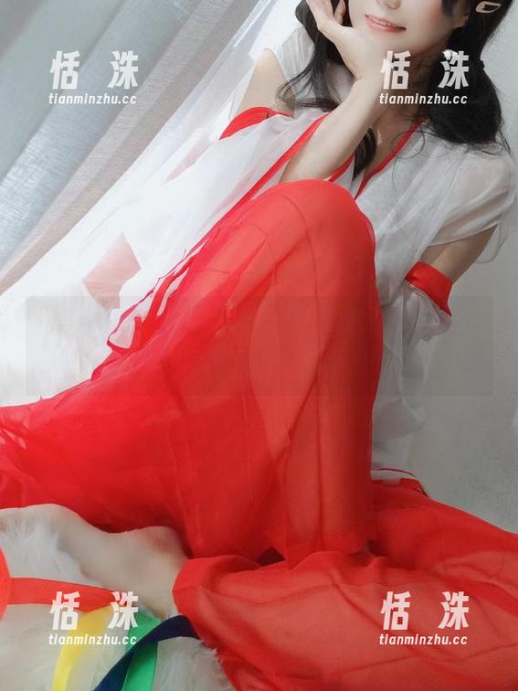 疯狂纷扰中的小仓千代w：修女图册，欢迎加入我的小剧场。
