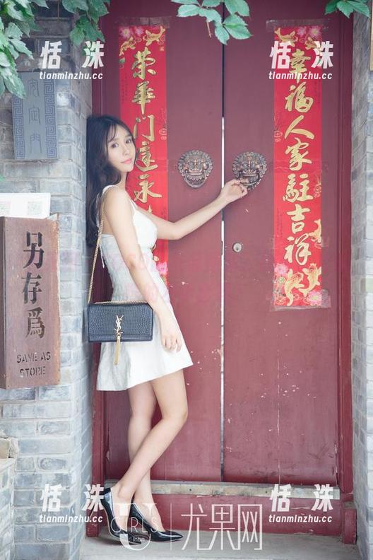 尤果网 - COCO的圣诞图集，找到了北极熊的左手套吗？