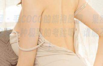 尤果网 – 毛COCO的旗袍原图，果然穿着和不穿是一种极致的考验呀，谁能不感叹！