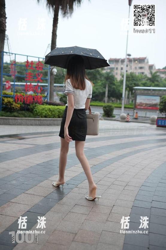 异思趣向 - 双人作品让我琢磨，小九到底想表达什么？也许是一种微妙的情感？