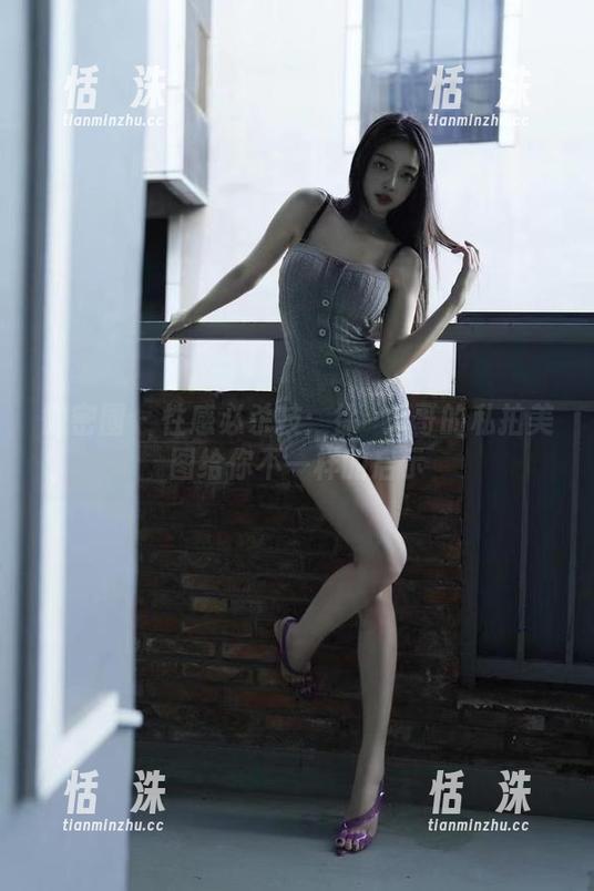微密圈 - 性感必杀技：徐珺大哥的私拍美图给你不一样的启示