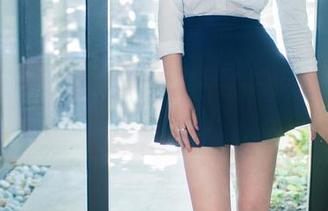 推女郎 – 想象中的王馨瑶秘书：懒洋洋但又美得冒泡！