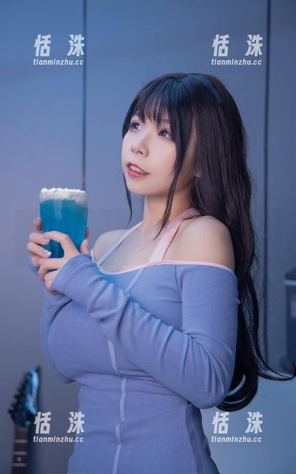让我们来看看无颜小天使wy如何玩转网袜免费美图秀