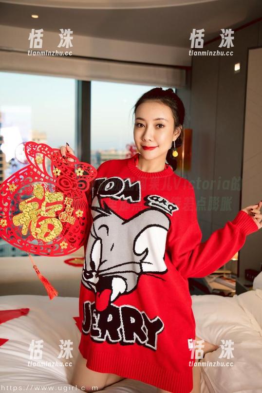 微密圈 - 兴致勃勃翻阅果儿Victoria的繁星原图，心里那点小期待差点膨胀