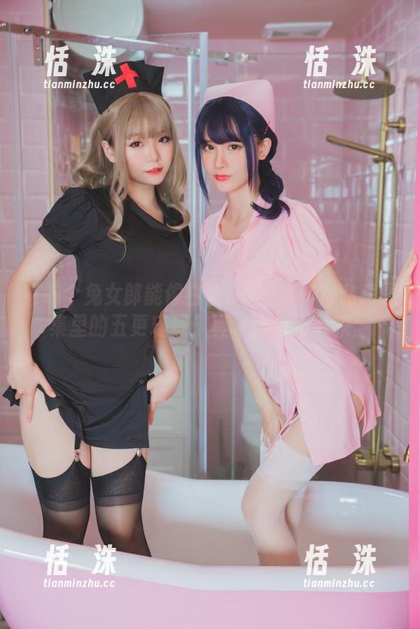 有哪个兔女郎能像白金Saki这样？私房图集里的五更琉璃，真让人停不下来。