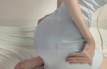 微密圈 – Alright，棉袜和相扑猫的合作到底怎样？找到这些资源后，我的好奇心一直在涨呢！