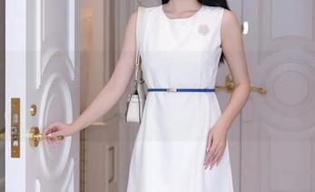 秀人网 – 俞夕梦的新尝试：修女风，最新原图里透露出一丝叛逆？