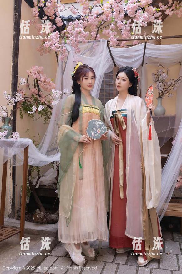 秀人网 - 我今天的推荐：大美妞儿全套护士写真，心脏不太好建议先看预告。