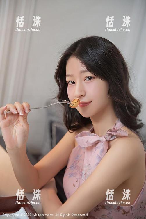 秀人网 - 夏天图册：徐莉芝Botty又带我去晒黑了
