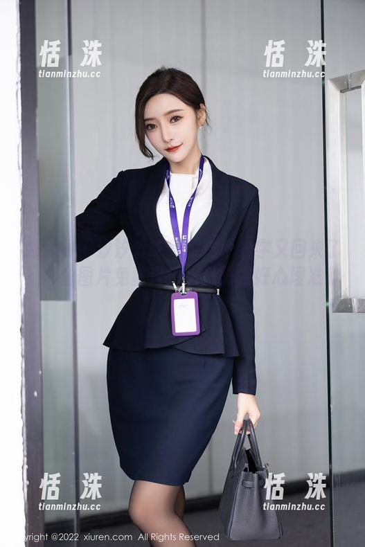 秀人网 - 汐汐爱吃草莓这个名字又回来了，白丝图片免费送！你只需做好心理准备～