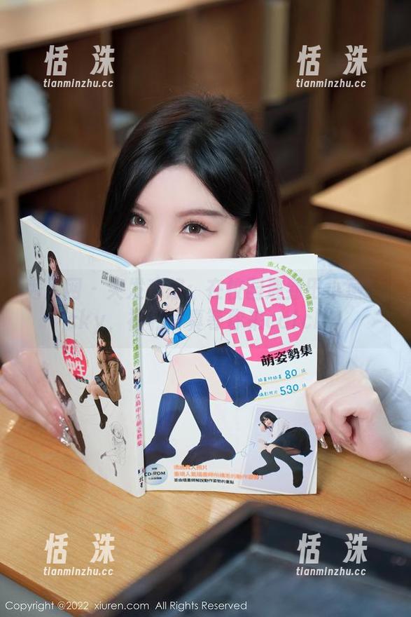 秀人网-田小燕Vicky 秀人网 - 突发奇想:在校园遇到田小燕Vicky,福利写真等你来catch!
