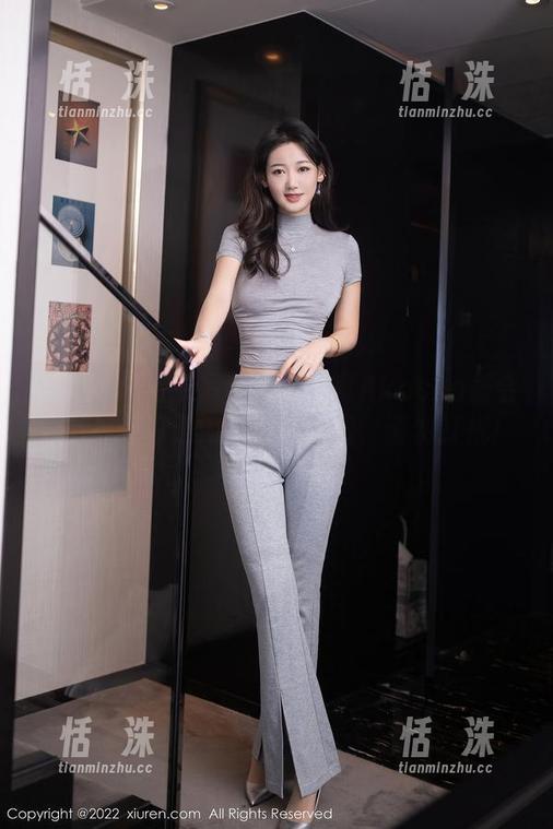 秀人网 - 毛衣写真还是蓝夏Akasha最会穿，福利等于内心小鹿乱撞，请勿打扰！