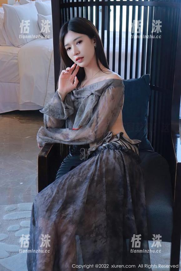 秀人网-龙女宝宝 秀人网 - 向龙女宝宝的私房美图致敬!这棉袜值得被永远收藏!