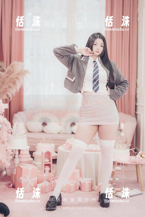 落落Raku的cosNya!Nya!Nya!，看这图就能想象声音了