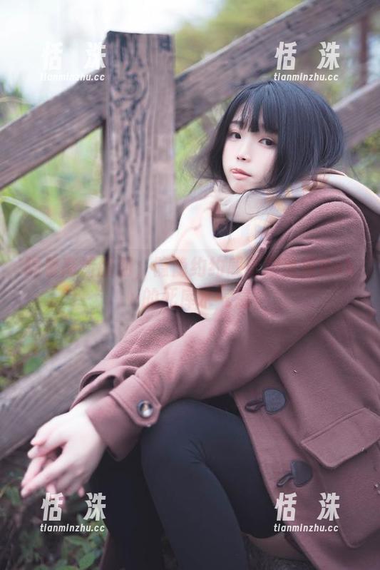 隔着高清图册，隐隐约约感受到落落Raku的死库水气息