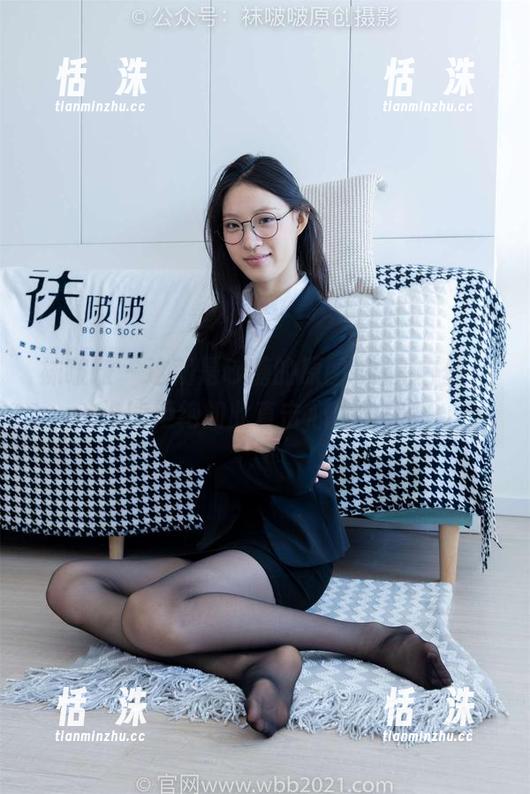 袜啵啵 - 这就是砂糖的原图+油亮白丝，谁能拒绝如此直击心底的美？
